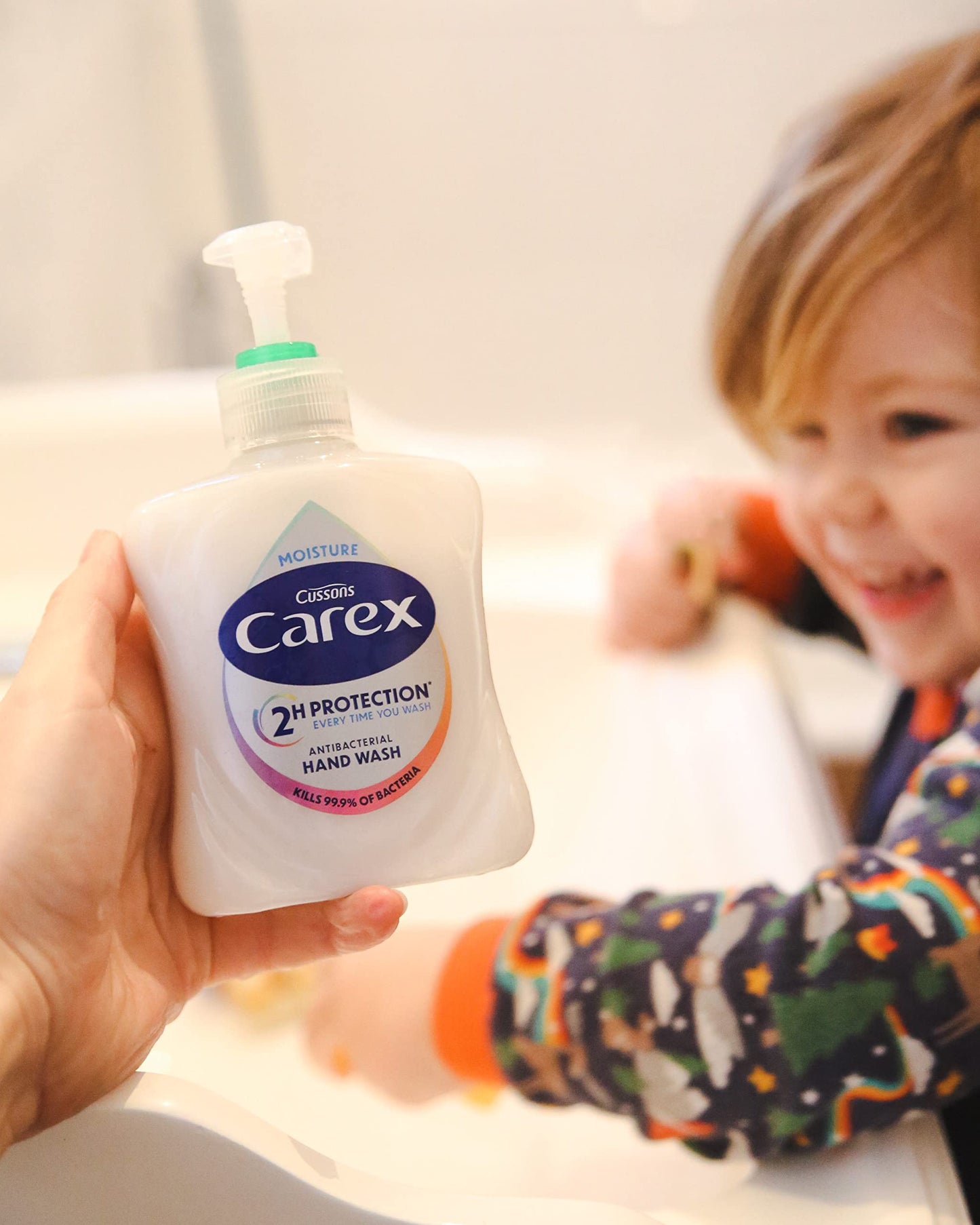Carex Original Antibacterial Hand Wash, Clean & Protect Hands, Bulk Buy, Pack of 6 x 250 ml (Packaging may vary)