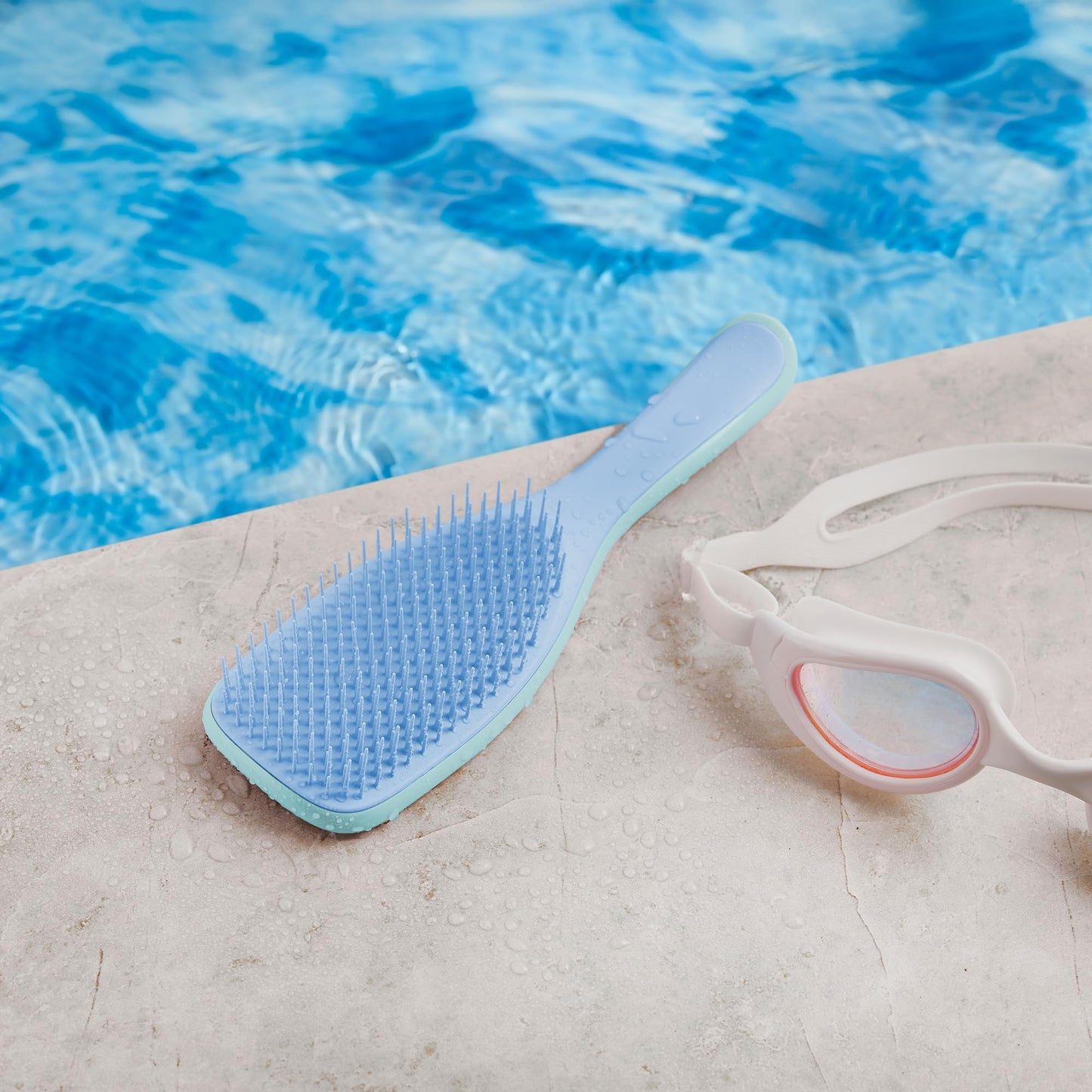 Tangle Teezer Ultimate Detangler Hairbrush - For Wet & Dry Hair - Detangling Brush for All Hair Types - Two-Tiered Teeth Reduce Breakage & Eliminate Knots - Millennial Pink