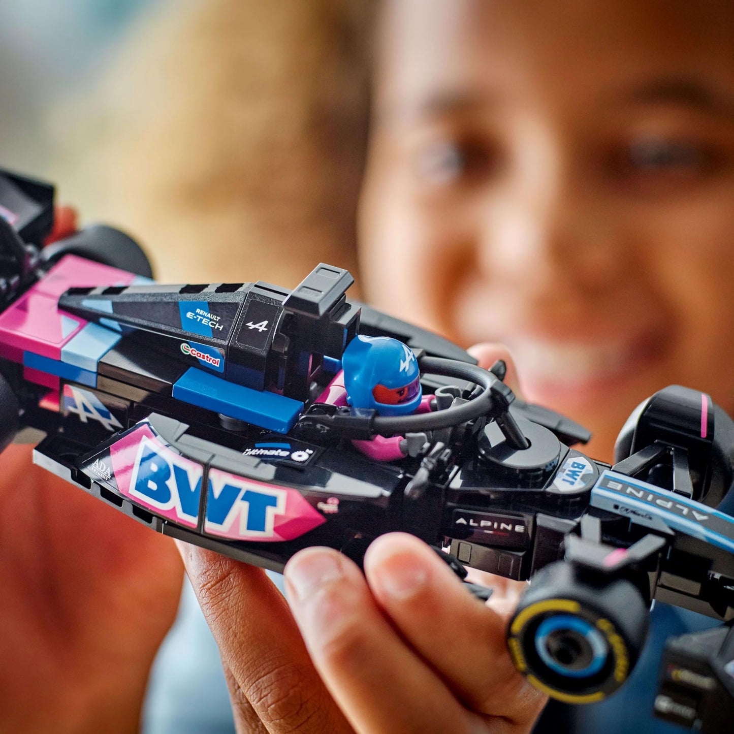 LEGO Speed Champions Ferrari SF-24 F1 Race Car Toy with a Collectible Formula 1 Driver Minifigure - Model Kits for 10+ Year Old Boys & Girls or Adult Motorsport Fans 77242