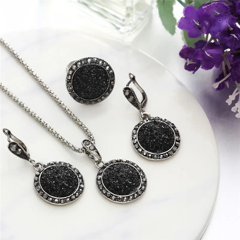 Vintage Black Stone Wedding Jewelry Set | Resin Necklace, Ring & Earrings