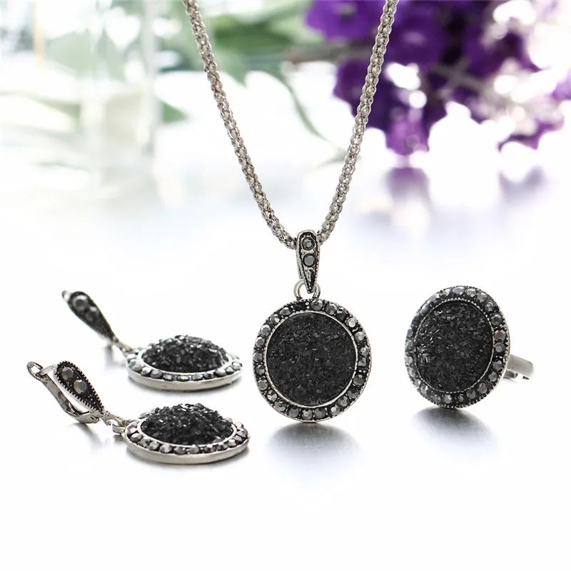 Vintage Black Stone Wedding Jewelry Set | Resin Necklace, Ring & Earrings