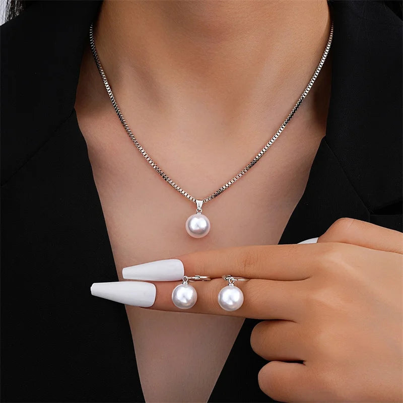 3-Pcs Round Pearl Jewelry Set | Earrings & Pendant Necklace