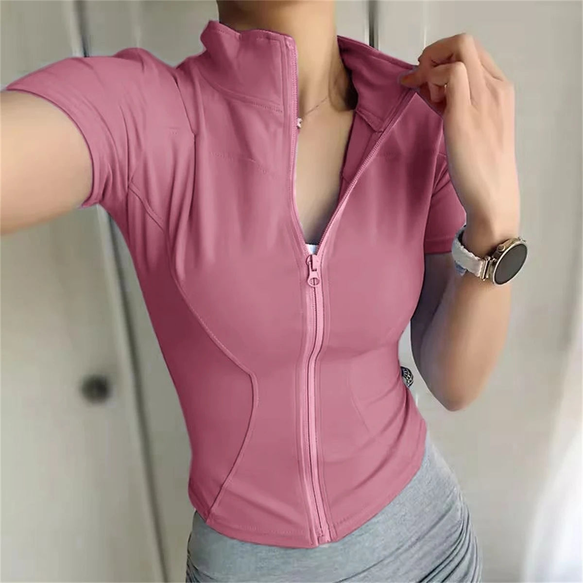 Slim Stand Collar Yoga Top | Women’s Workout Shirt
