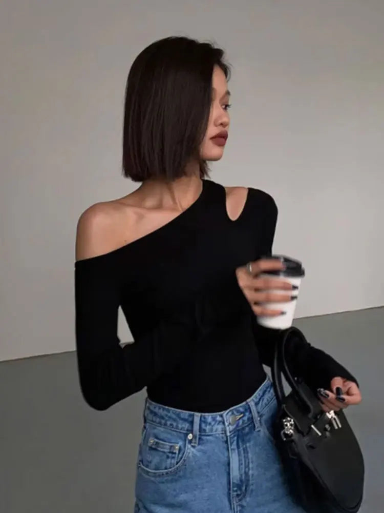 Women’s Skew Collar Off-Shoulder Long Sleeve Crop Top