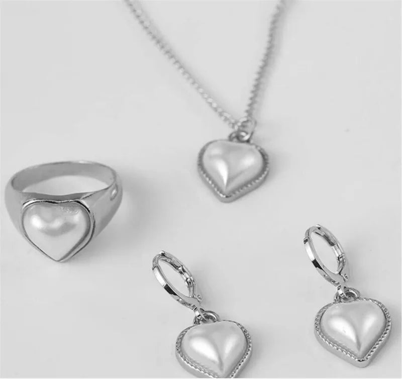 3-Pcs Round Pearl Jewelry Set | Earrings & Pendant Necklace