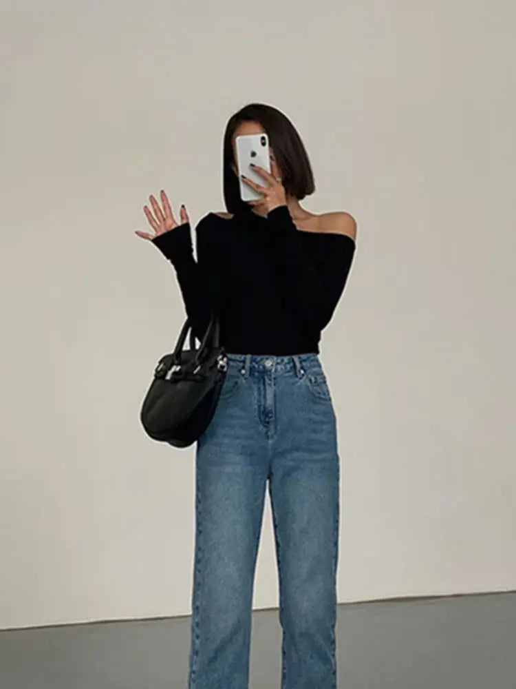 Women’s Skew Collar Off-Shoulder Long Sleeve Crop Top