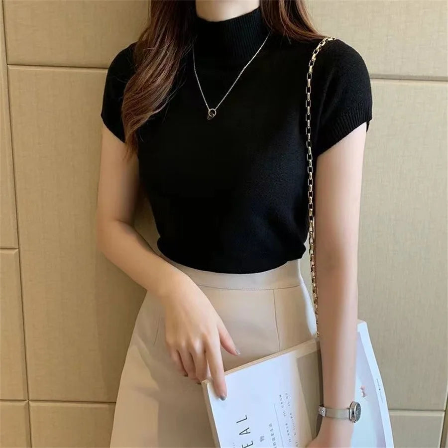 Women’s Short Sleeve Turtleneck Knitted Blouse