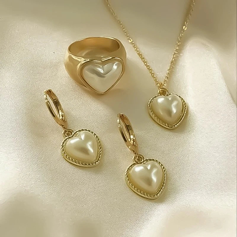 3-Pcs Round Pearl Jewelry Set | Earrings & Pendant Necklace