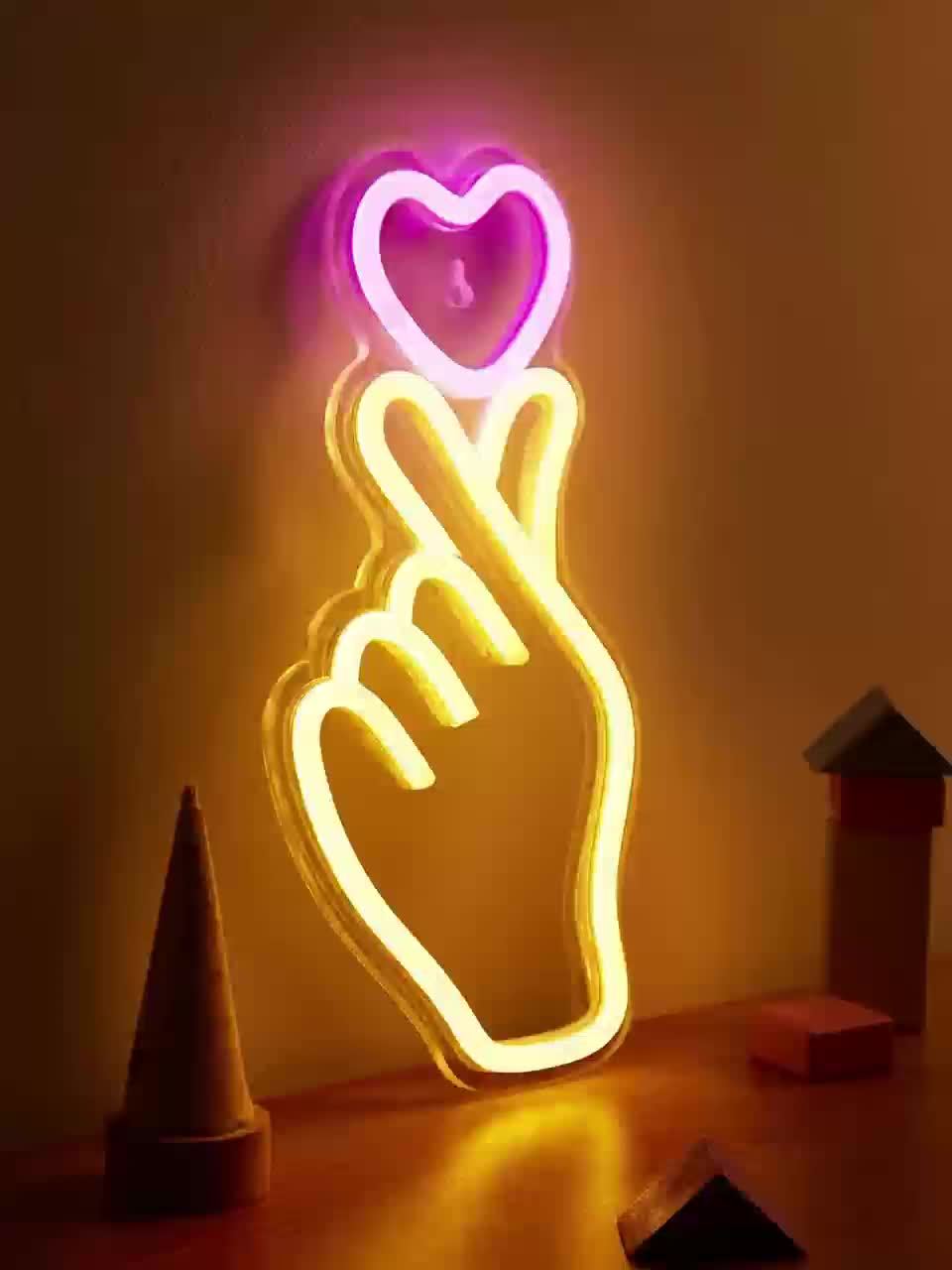 Heart-Shaped LED Neon Sign | USB Powered Night Light Decor