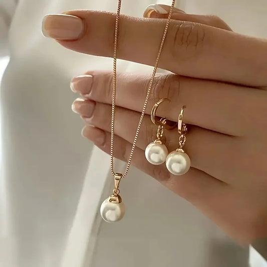3-Pcs Round Pearl Jewelry Set | Earrings & Pendant Necklace
